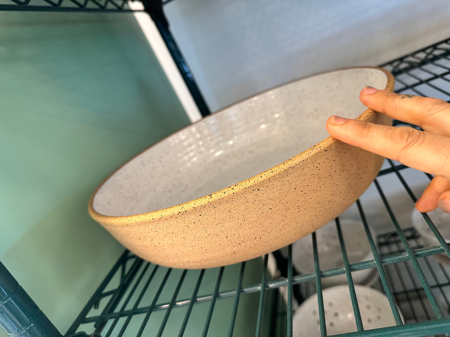 STONEWARE LOW SERVING BOWL - NUDE WHITE